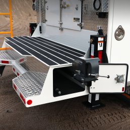 ORO 14M6 mechanic truck body in white, with workbench bumper and slide out vise.